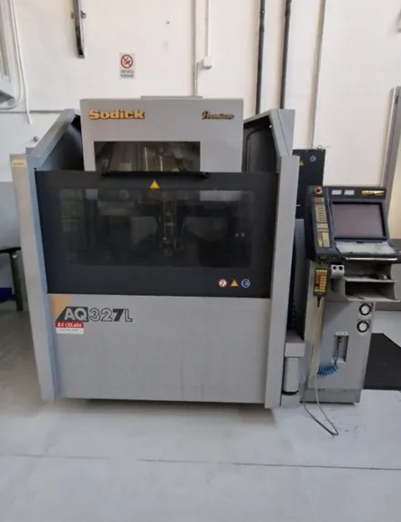 Sodick AQ327L Drahterodiermaschine – RESALE