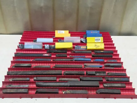 Sandvik Coromant, Hertel, Ceratizit, verschiedene - Verschiedene Drehwerkzeuge und Werkzeughalter fü – RESALE