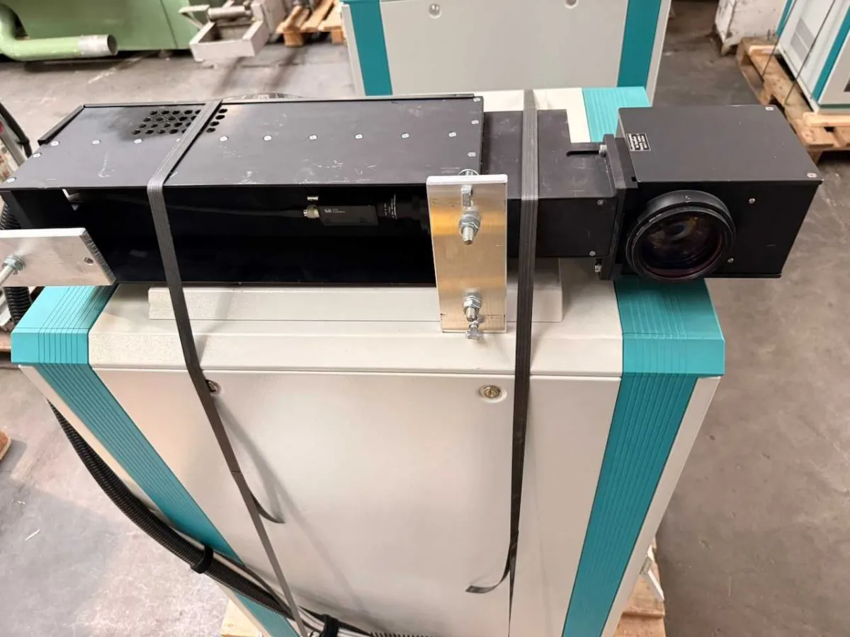 JENOPTIK JOL-D5.1-BP + SCANLAB SCANGINE 14 Industrieller Beschriftungslaser