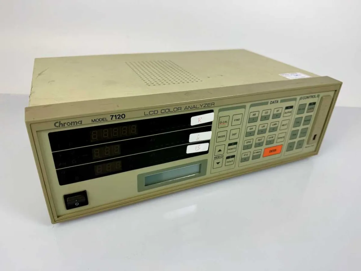 CHROMA ATE 7120 LCD Color Analyzer 0.20 – 999 cd/m²