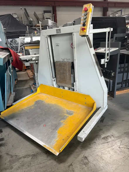 Polar (Adolf Mohr Maschinenfabrik) Polar L 1000-W-6 Pile Lift – RESALE