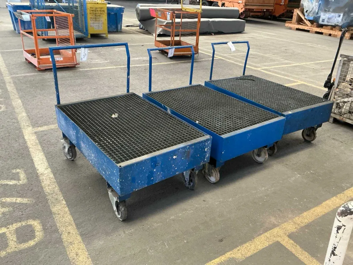 Ölauffangwagen (3x)