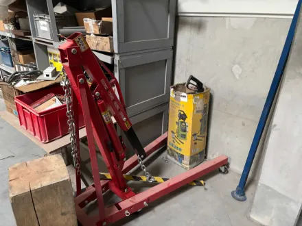 1-Tonnen-Hydraulikwerkstattkran / Motorheber – RESALE