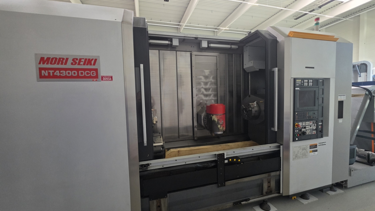 MORI-SEIKI NT 4300DCG/1500SZ CNC Dreh- und Fräszentrum