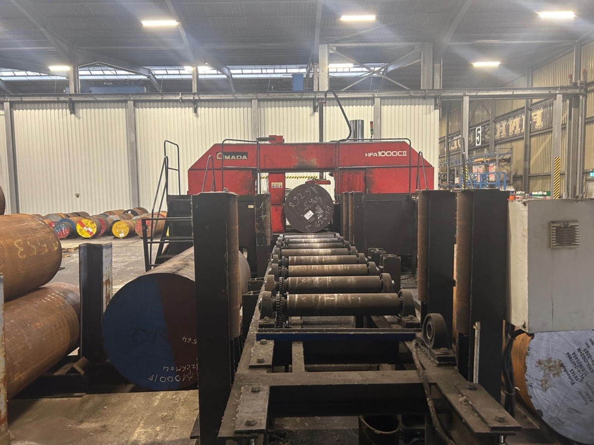AMADA HFA-1000 C II Bandsägeautomat - Horizontal