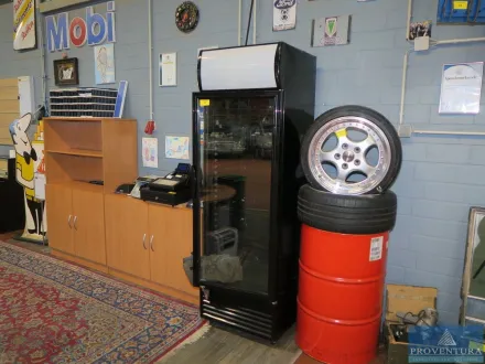 Getränkekühlschrank METRO GSC2350B – RESALE