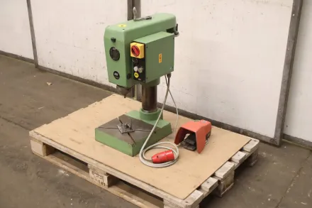 Fmw HN1B-2 Taumelnietmaschine – RESALE