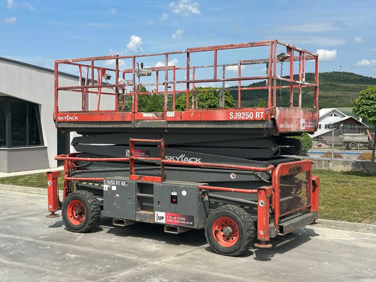 SKYJACK - SJ 9250 - Luftarbeitsplattformen