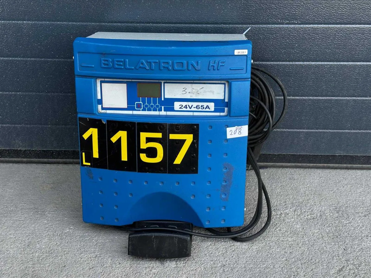 BELATRON - Benning 46393 - 24V/65A Batterieladegeräte