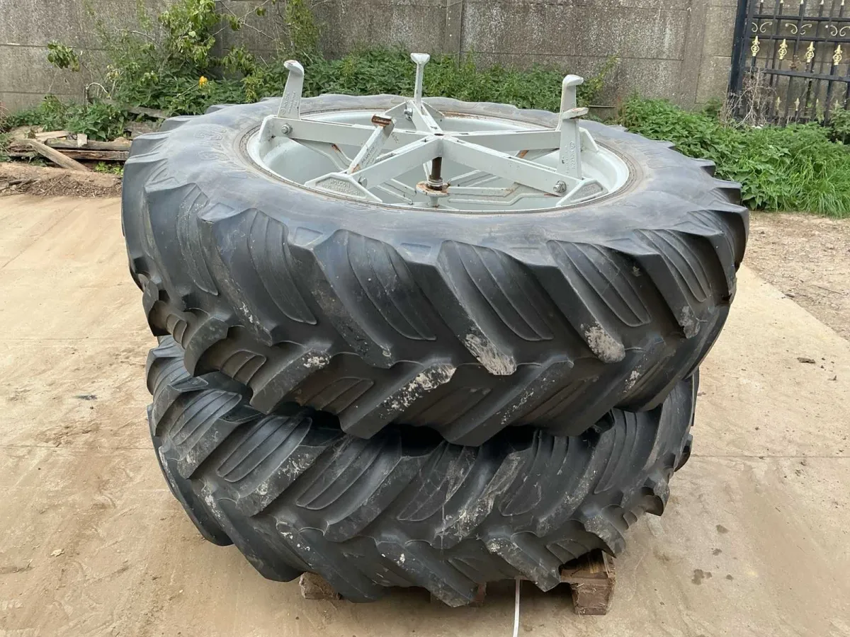 Taurus 16.9 R38 Traktorreifen