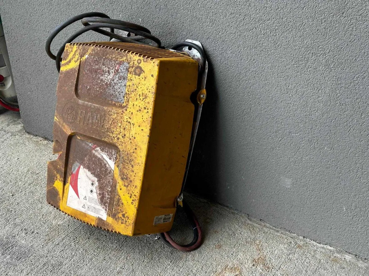 Hawker - Life Tech - 48V/140A Batterieladegeräte