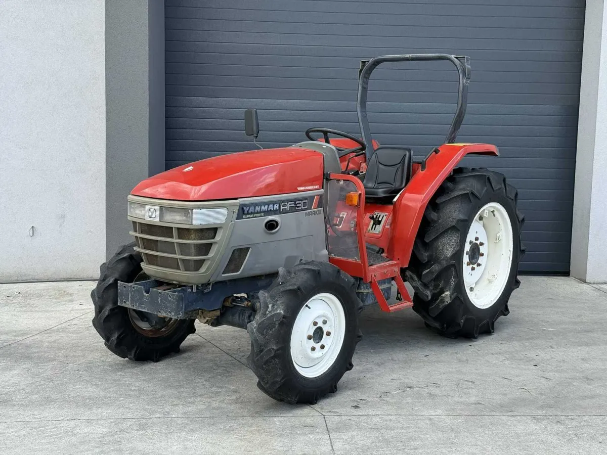 Yanmar – AF30D – Allradantriebstraktor