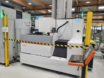 Agiecharmilles CUT 3000 X Draht-Erodiermaschine – RESALE