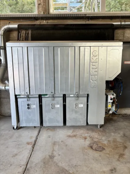 Schuko Vacomat 200 XP Absauganlage – RESALE