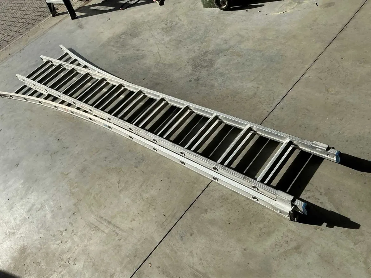 2-teilige 2x12 Alu-Leiter