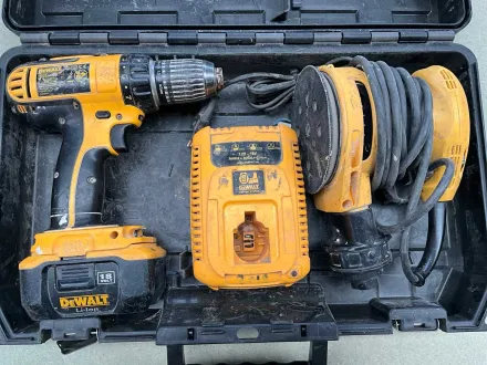 Dewalt Andere Handwerkzeuge (2x) – RESALE