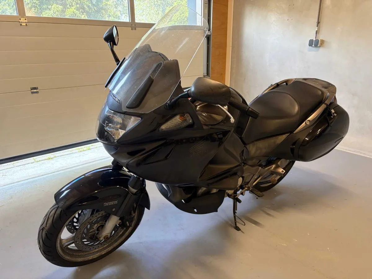 Honda Tour NT 700 Deauville ABS Motorrad