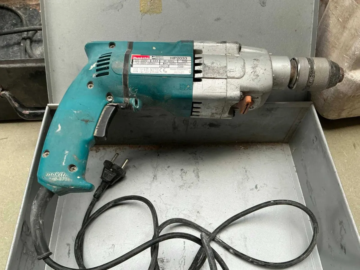 Verschiedene Elektrowerkzeuge (2x)