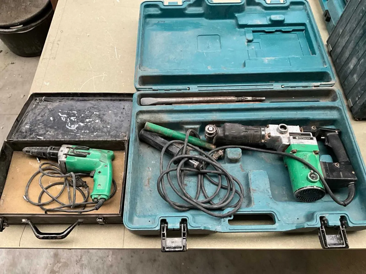 Hitachi Weitere Werkzeuge (2x)