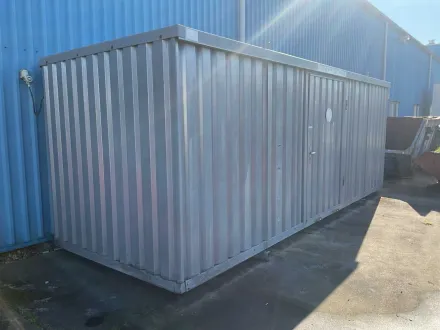 Fladafi Lagercontainer einschließlich Inhalt – RESALE