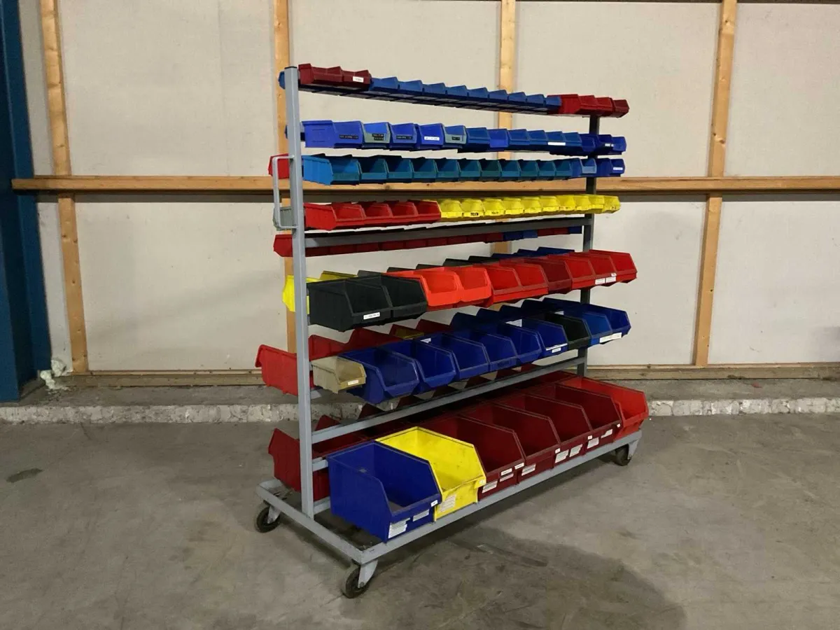 Mobiles Regal