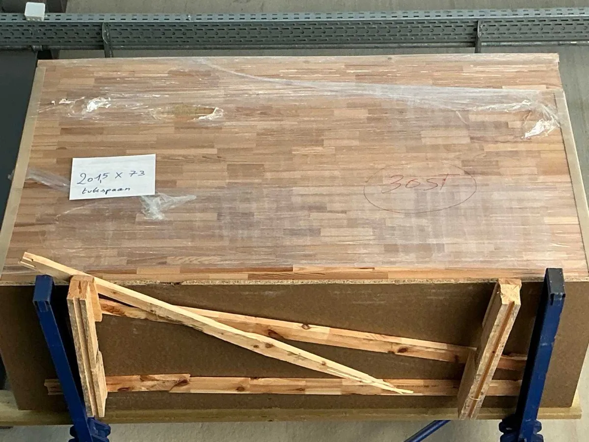Türpanel des Tubetrowel-Malers (30x)