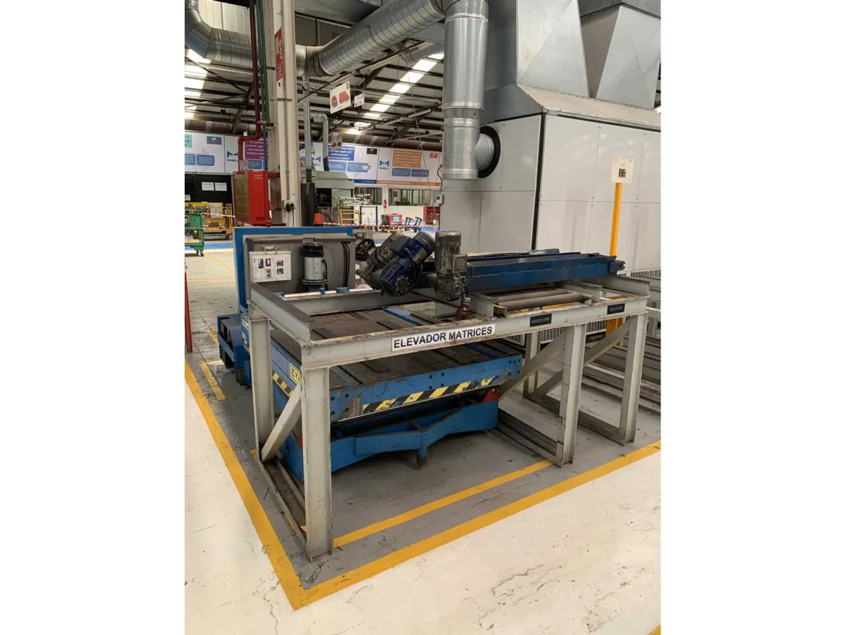 EYHER 5.5-6-1 Mobiler Stempellader