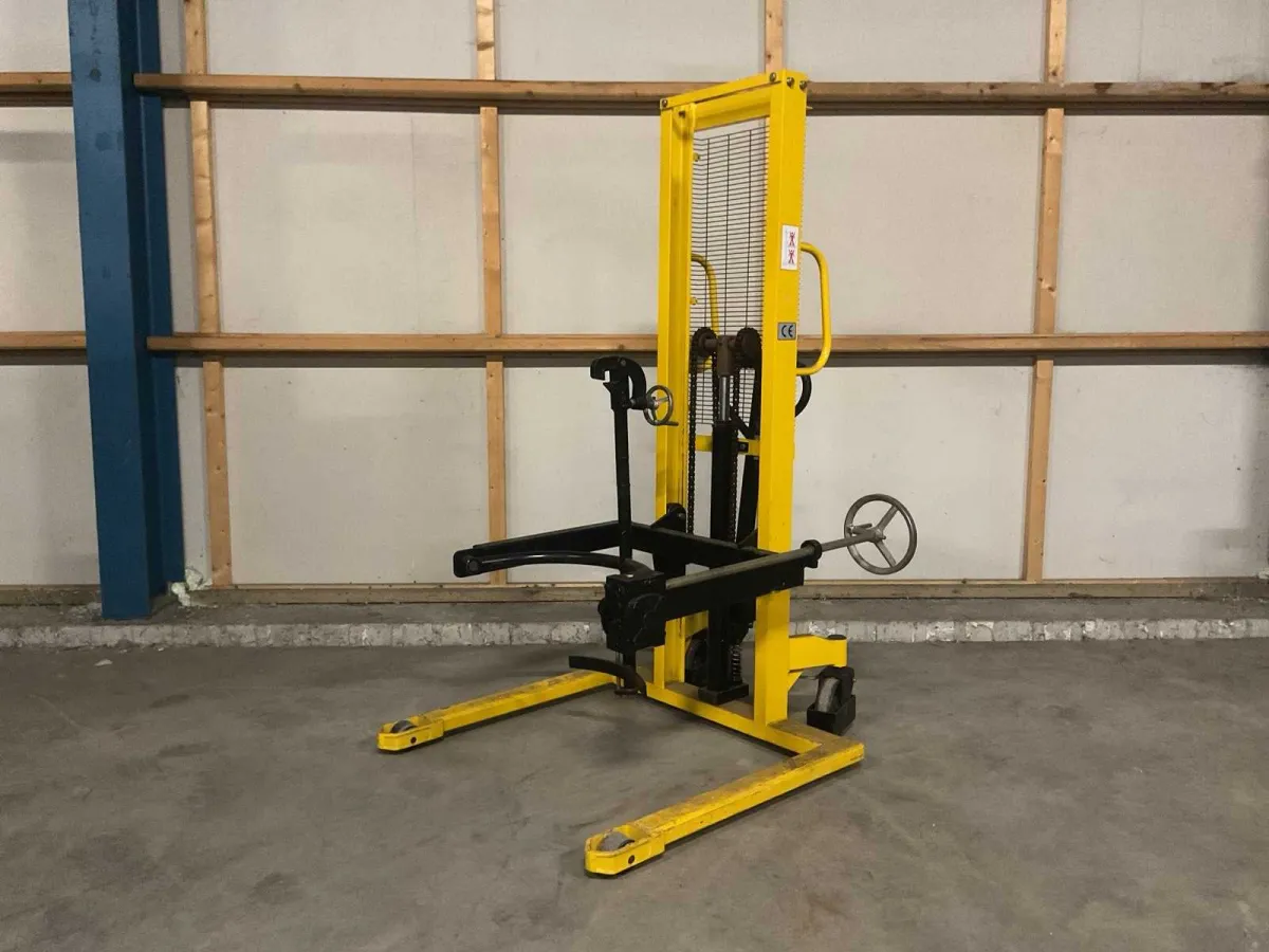 Stacker mit mechanischer Trommelklemme