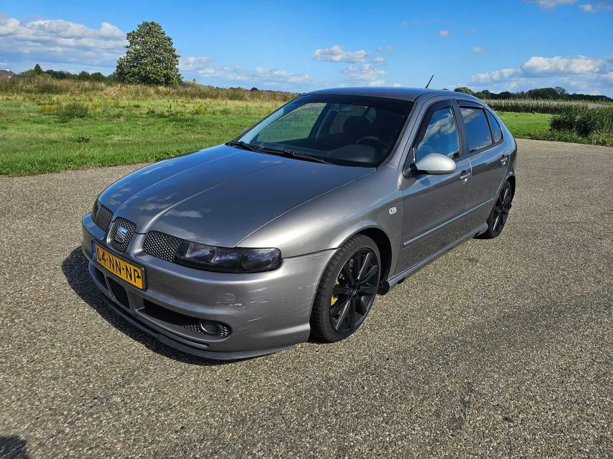 SEAT - 2004 - Leon - 1,8-20VT Topsport - Personenwagen