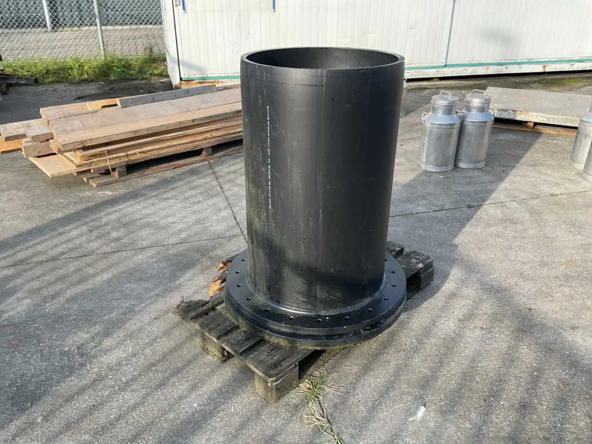 PVC-Endstück mit Deckel