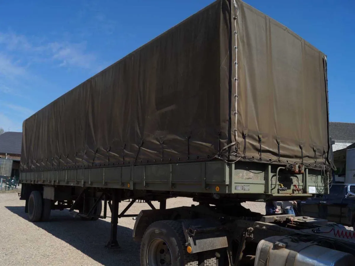 1978 Groenewegen einachsiger Vorhanganhänger – ehemals NL-Armee – 10.500 kg Ladekapazität