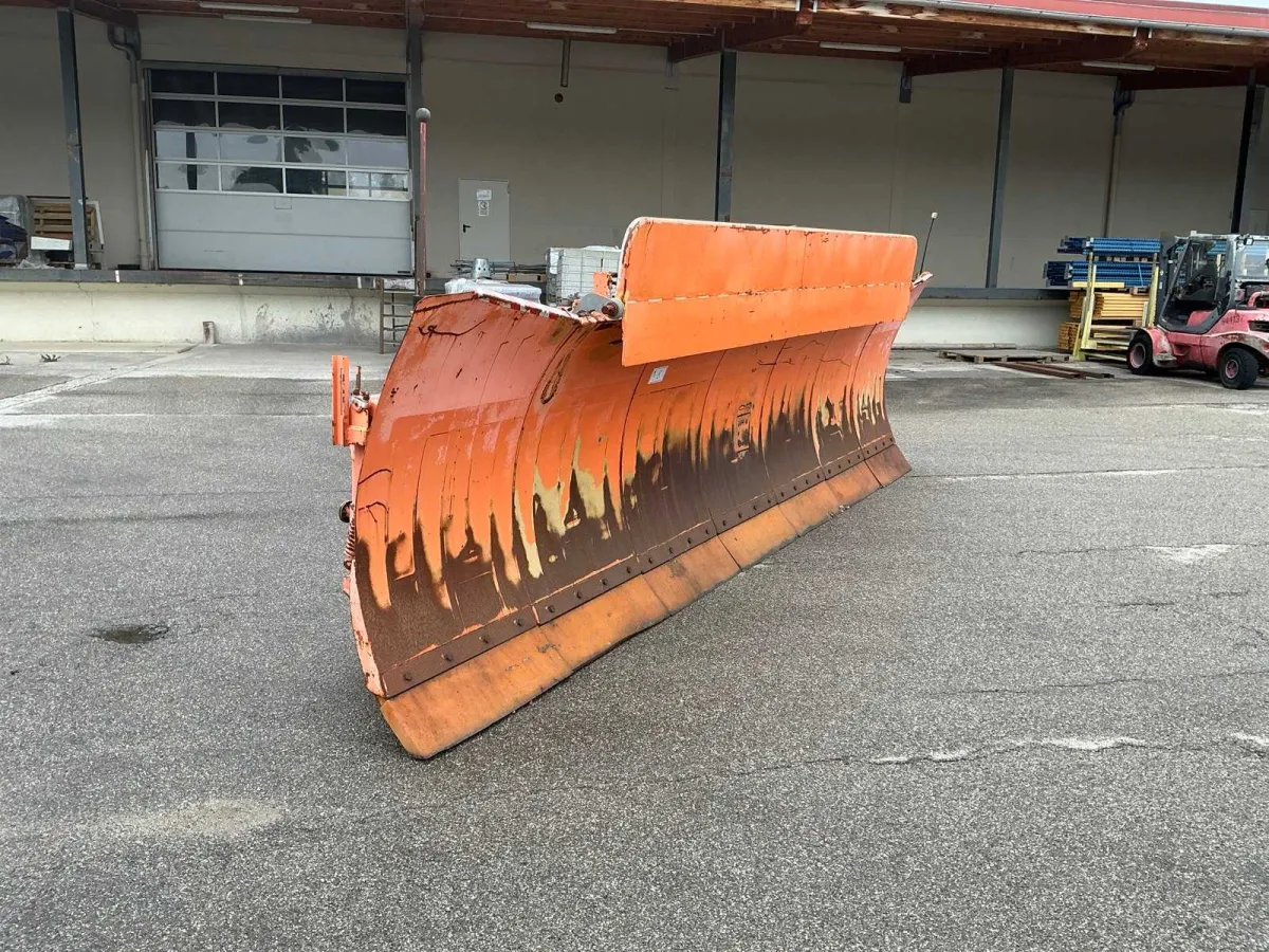 SCHMIDT MF9.3 Großflächen-Schneepflug