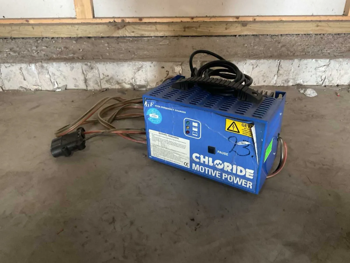 Chloridantriebsbatterienladegerät