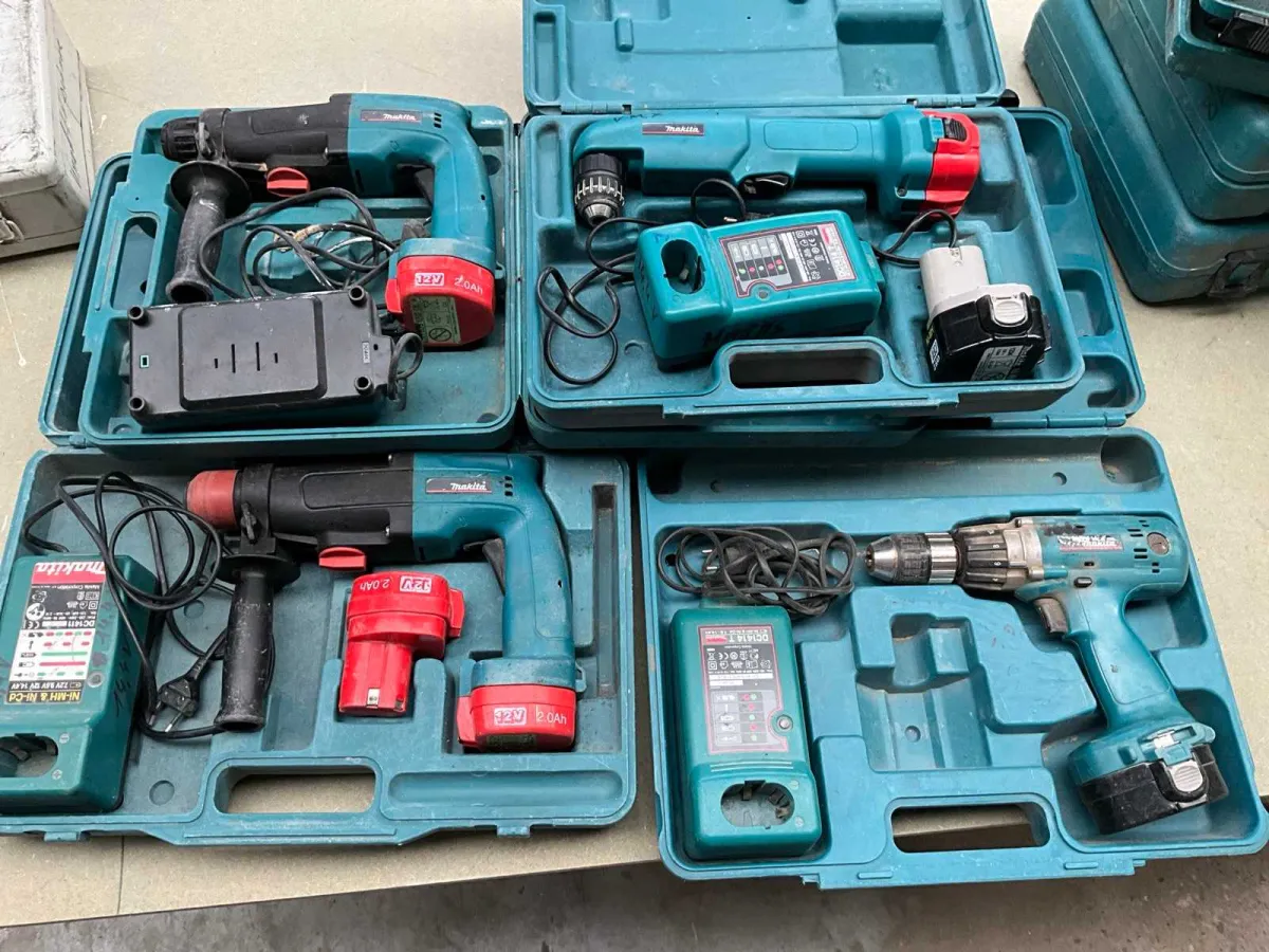 Makita Verschiedene Batteriewerkzeuge (4x)