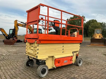 2014 JLG 2646ES Scherenbaum-Lift – RESALE