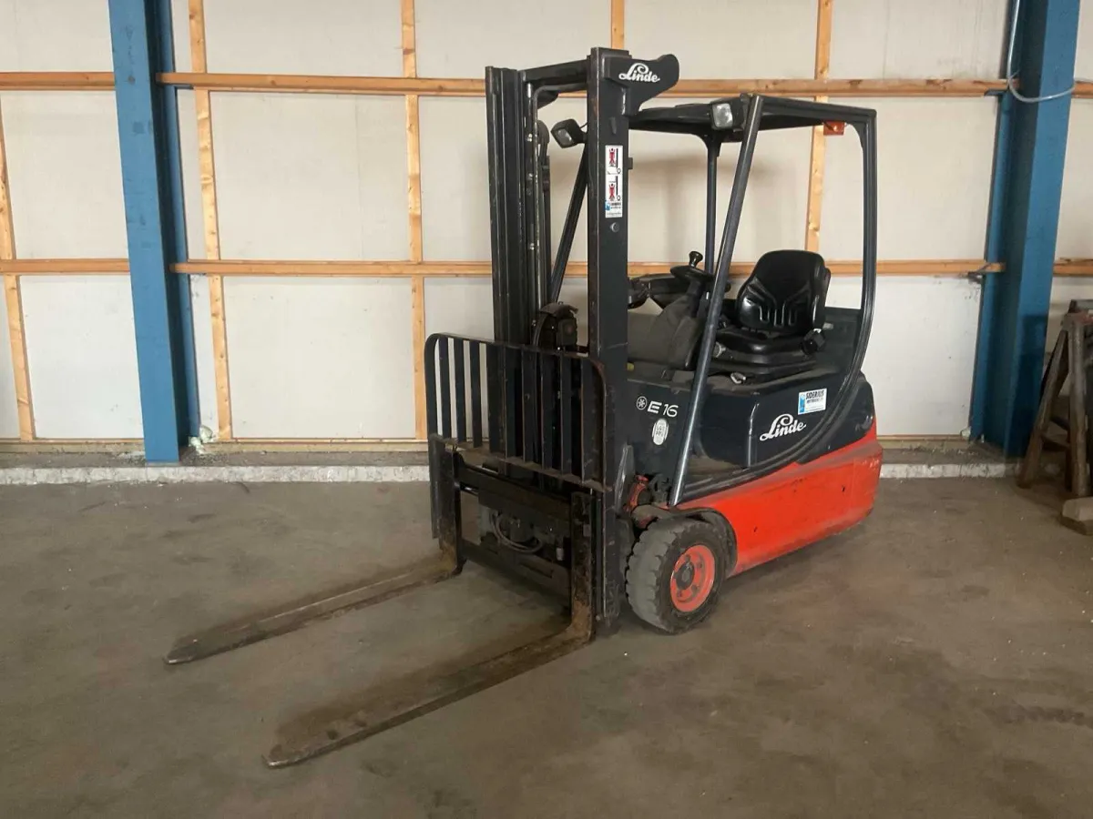 Linde E16 Gabelstapler