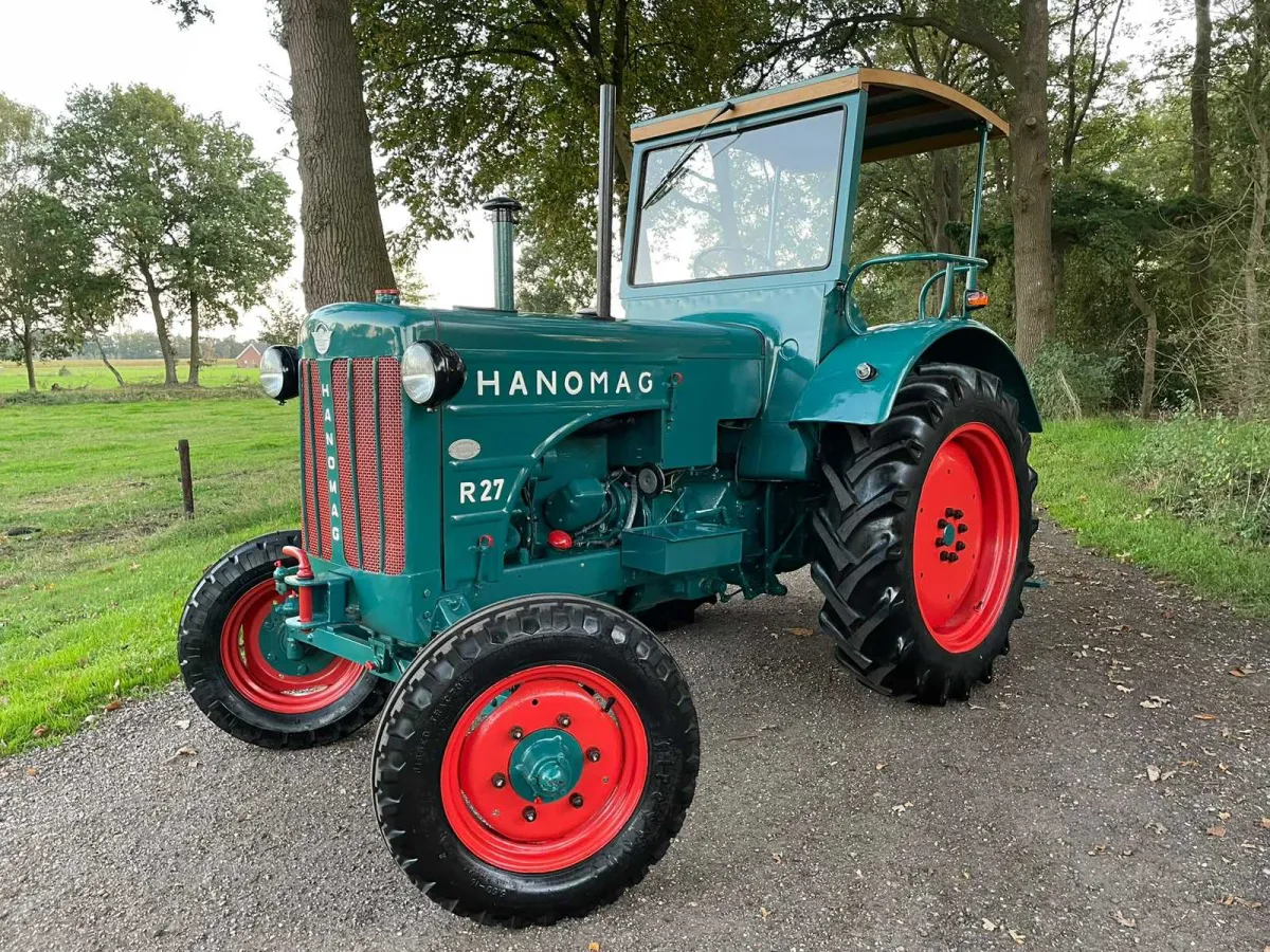 1955 Hanomag R27 Oldtimer-Traktor