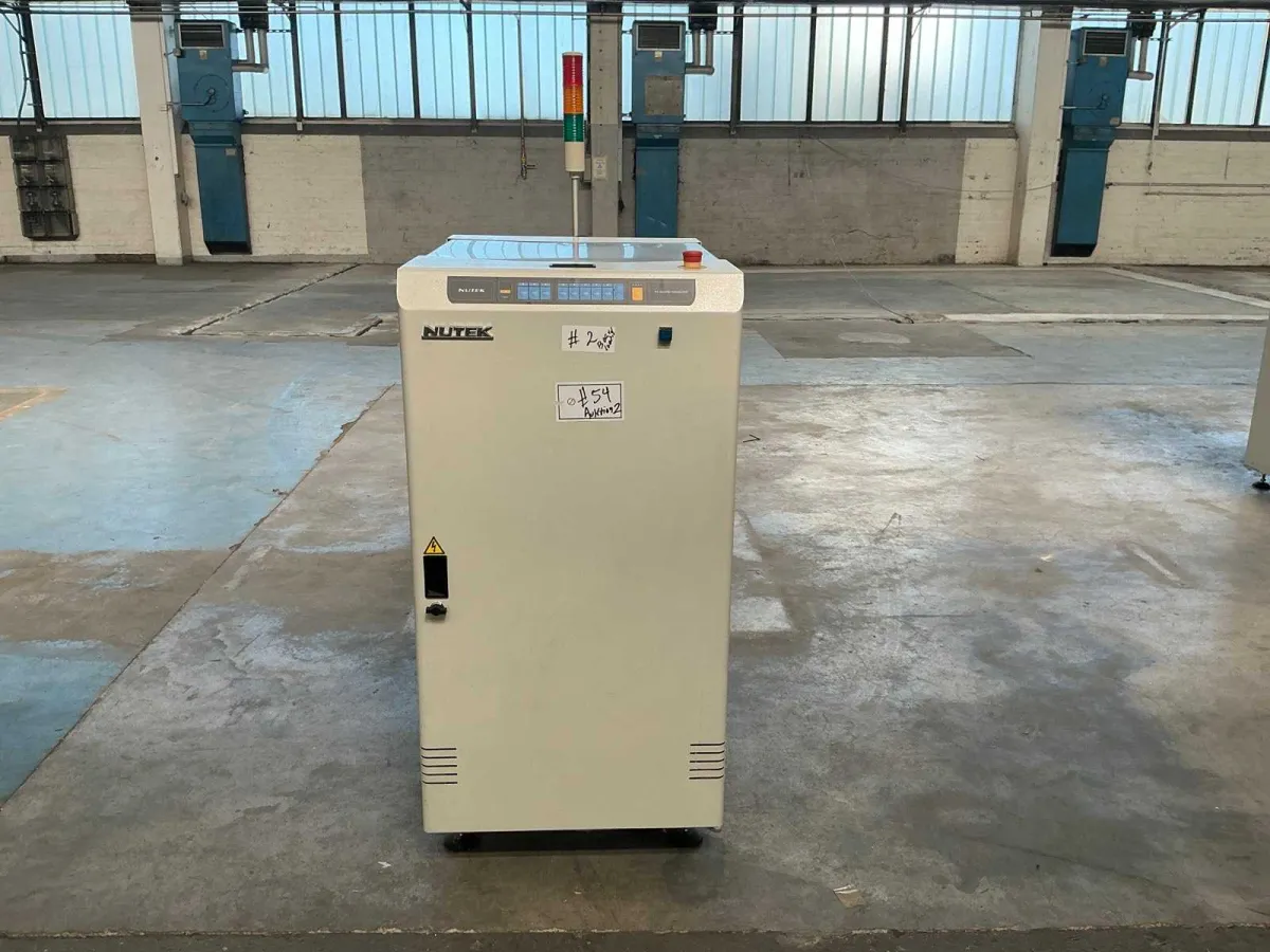 Nutek - Bare Board Unloader XL mit Bypass - automatische Lade-/Entladestation für Bauteile wie Leite