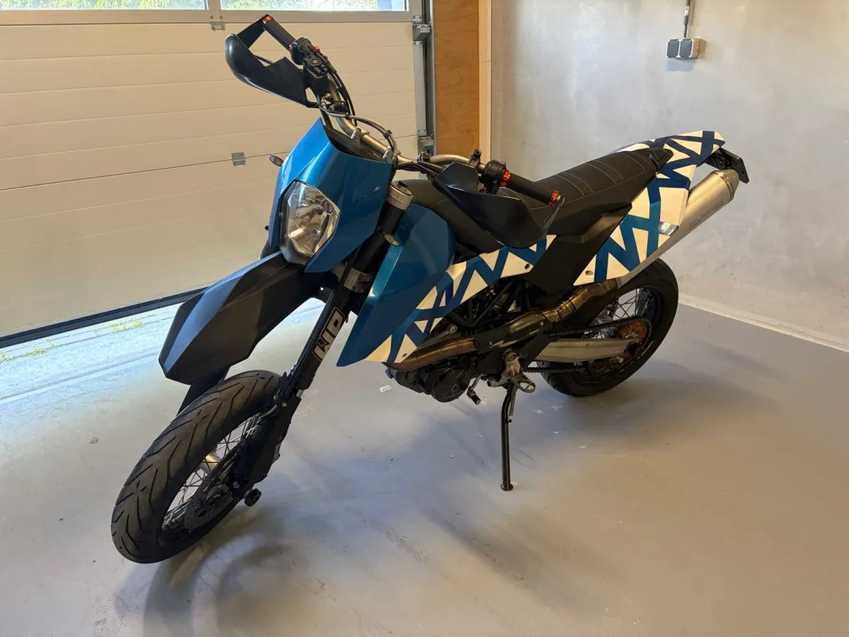Ktm Tour 690 SMC Motorrad