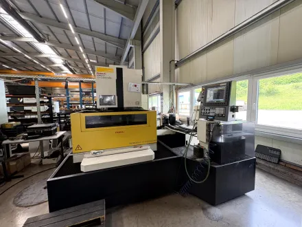 Fanuc ROBOCUT ?-C800iB Drahterodiermaschine – RESALE