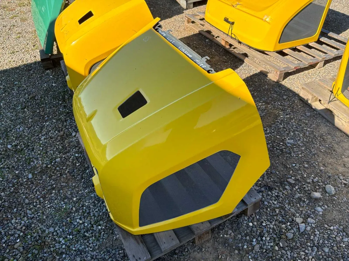 KRAMER - W03 - Baumaschinenhaube