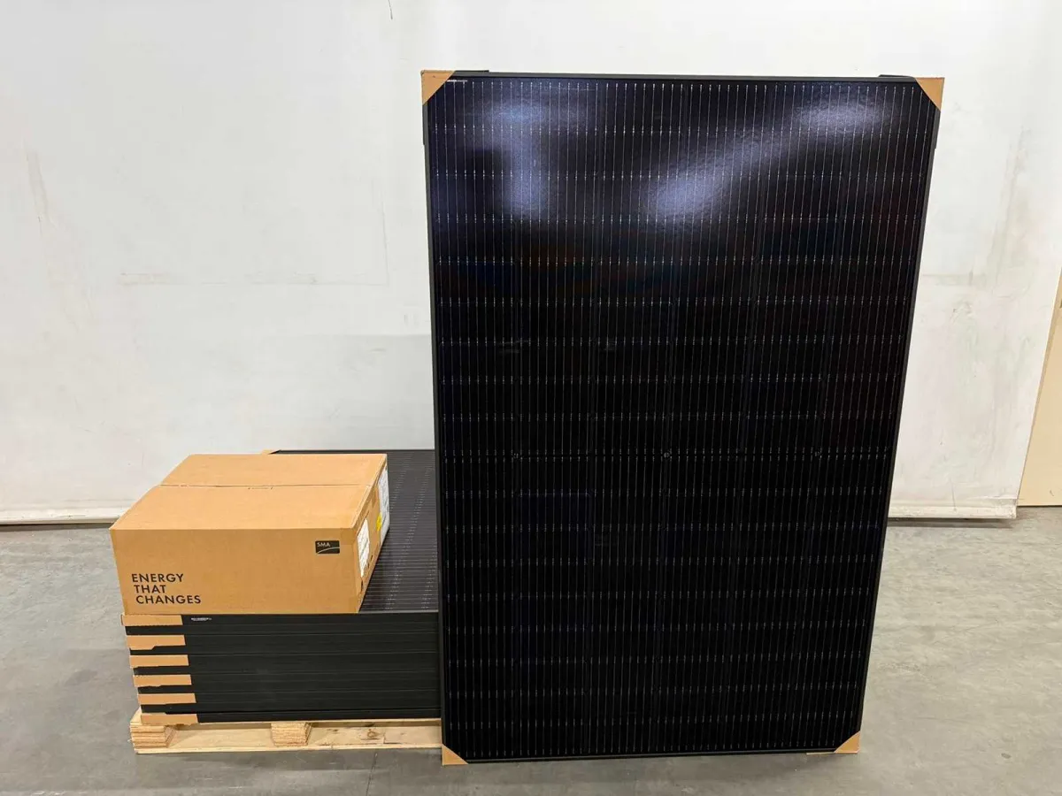 Longi – Set mit 12 Solarpanels (410 WP) – SMA 4-kW-Wechselrichter