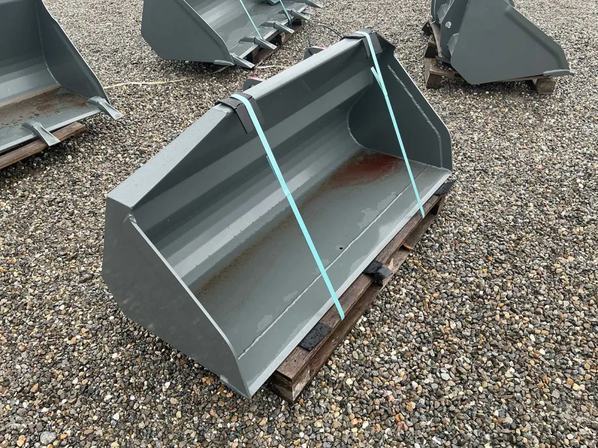 2024 KRAMER HV 1400 mm KRA 0,35 m³ Schaufel
