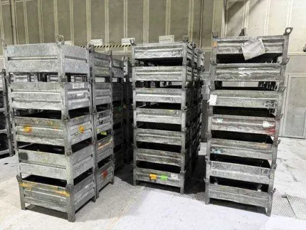 90 Stk SCHÄFER Stahl-Stapelbehälter – RESALE