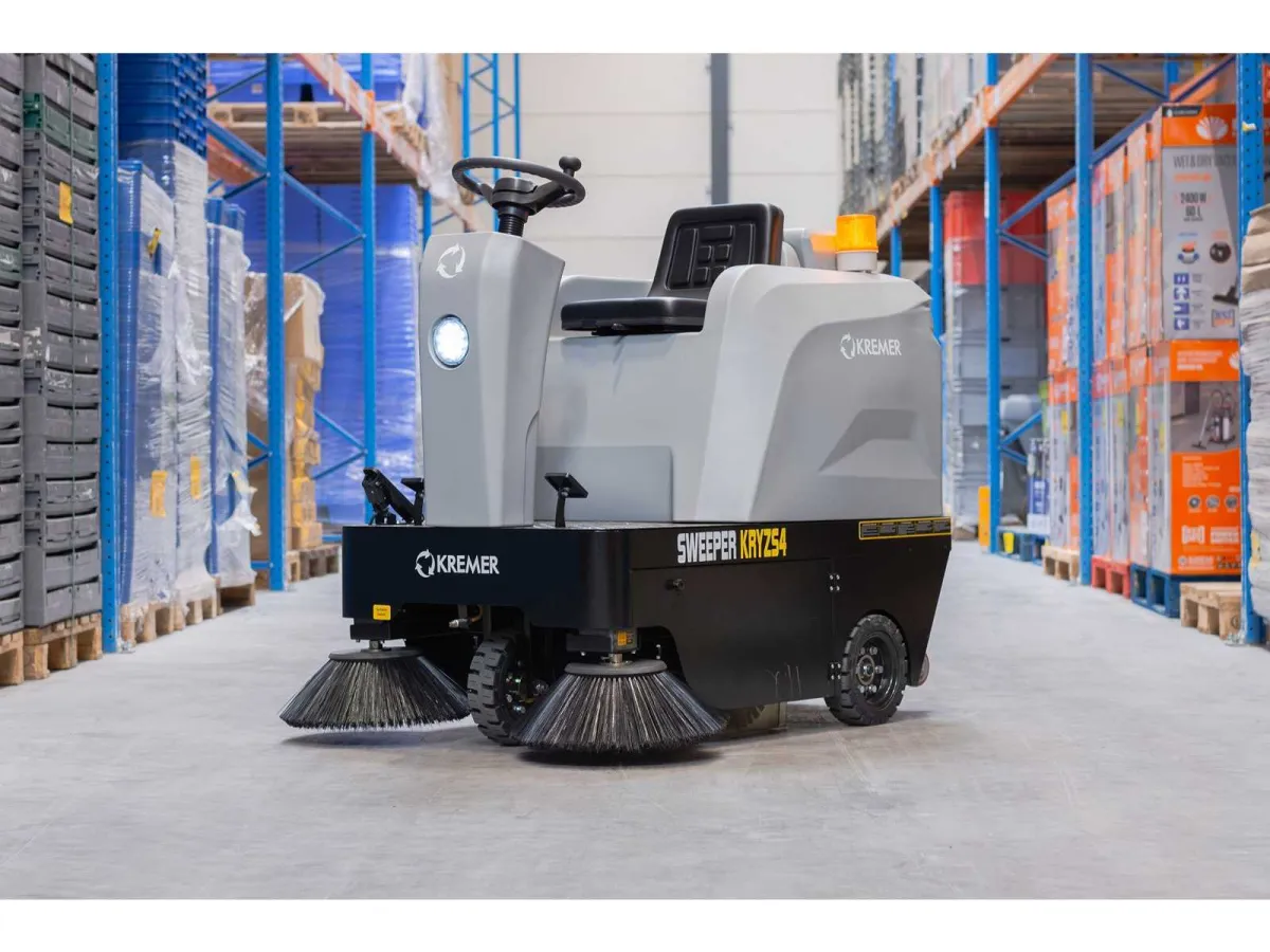 Kremer - 2025 - KRYZS4 - Reit-Sweeper