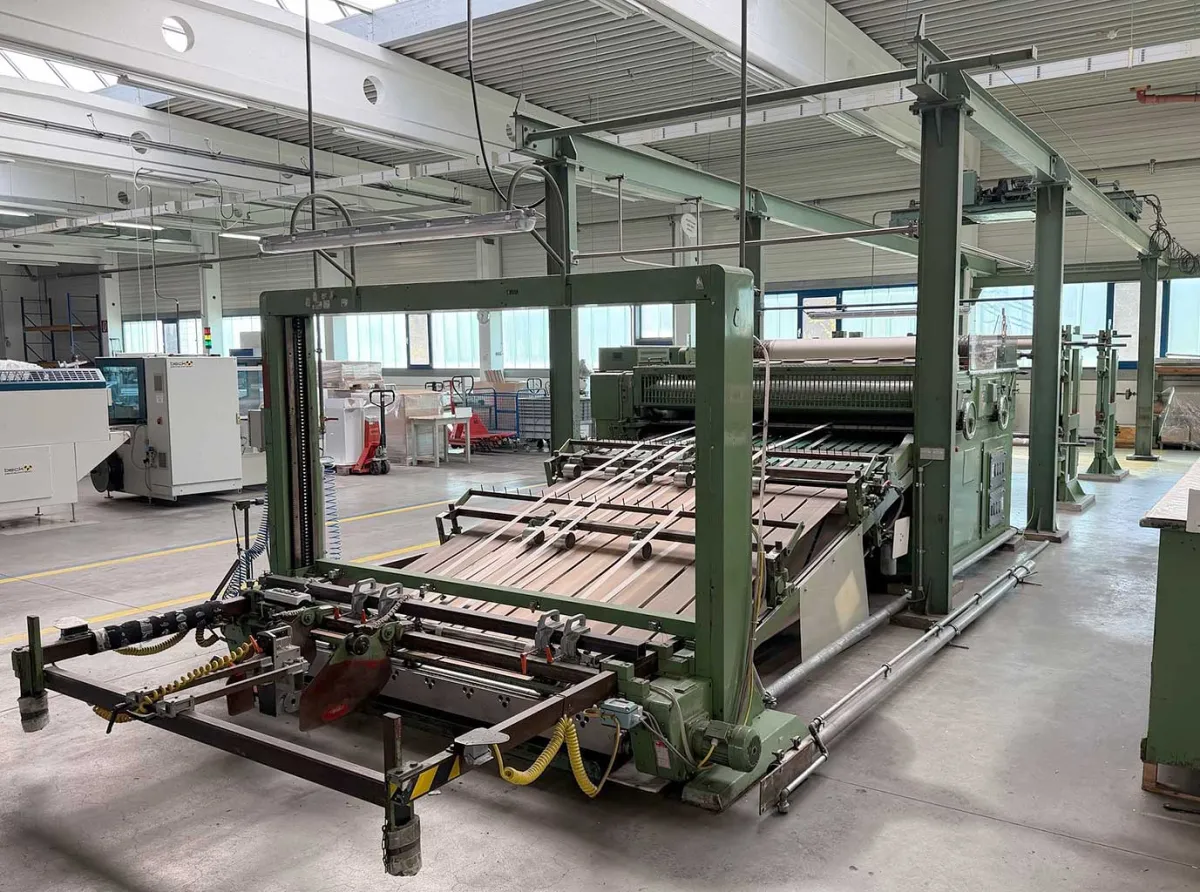 Strecker-Bruderhaus KBI Papierquerschneider