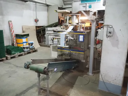 Ilapak vertical bag fill-, form-, and seal machine – RESALE