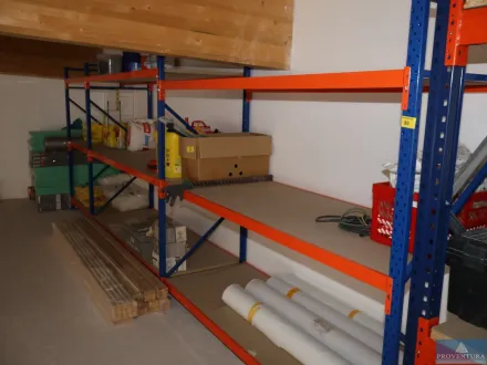 Schwerlastregal mittelblau/rot 4 Ständer je 200x80 – RESALE
