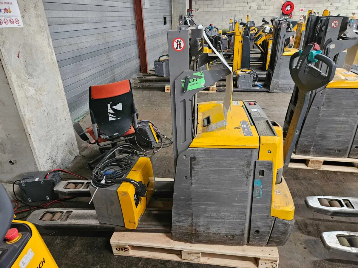 Jungheinrich - 2021 - EJD 222 119 GAB 201 ZT LI PC - Elektrischer Stacker