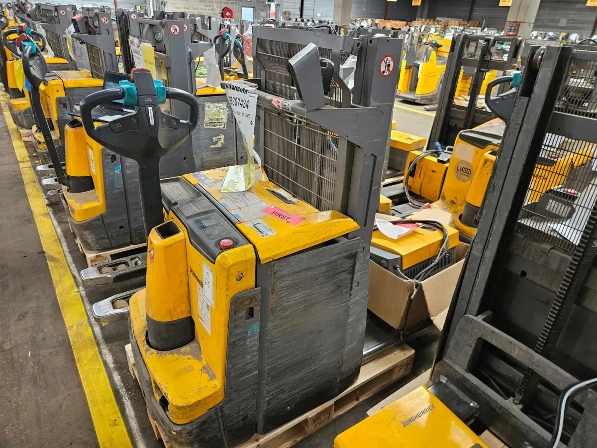 Jungheinrich - 2021 - EJD 222 119 GAB 201 ZT LI PC - Elektrischer Stacker